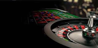 phvip Bet live dealer table viewed on a Philippine mobile device